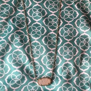 Kendra Scott Elisa Gold Pendent Necklace!